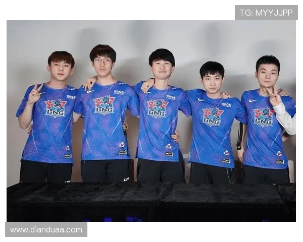 LNG战队在冠军杯积分榜中以93分稳居第一展现强大实力