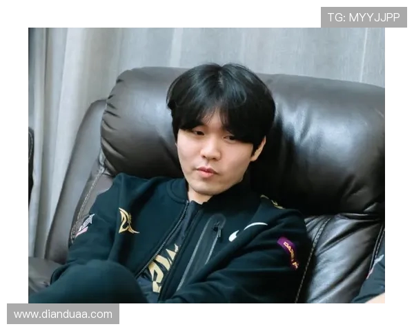 V5战队在Major赛积分榜中以90分稳居第一位置展现强大实力