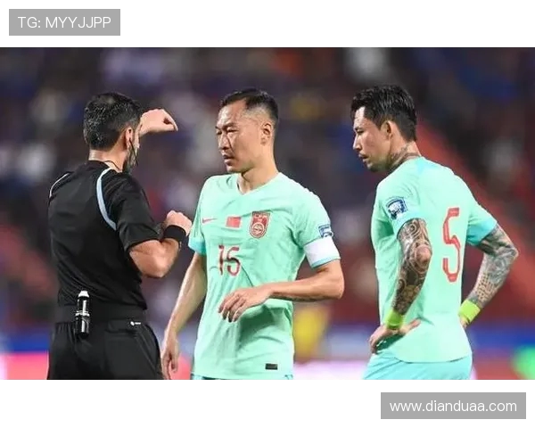 南京足球队以83分领跑世界杯积分榜展现强大实力与团队合作精神