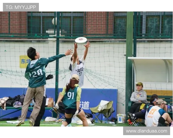 赛后分析：上海飞盘队与武汉飞盘队的战术灵活性对比与启示