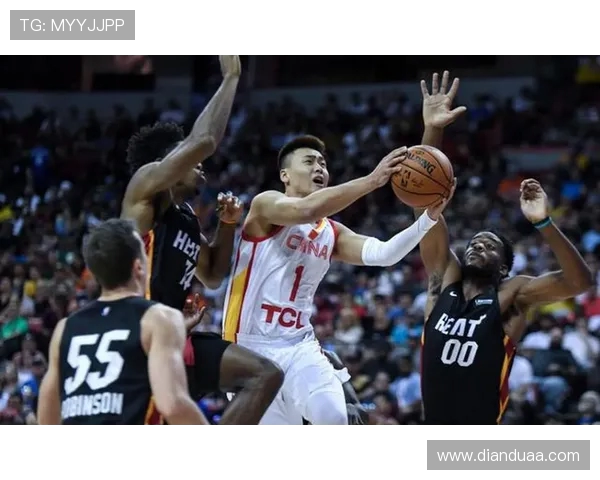 中国男篮对阵热火全场精彩回顾与赛后分析