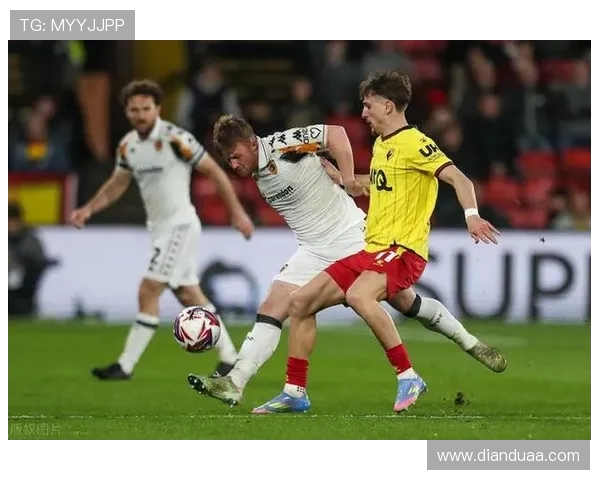 伯恩矛与沃特福的激烈对决揭示英冠赛季的竞争格局与未来走势