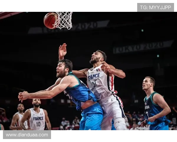 俄罗斯与意大利篮球对决精彩回顾及赛后分析