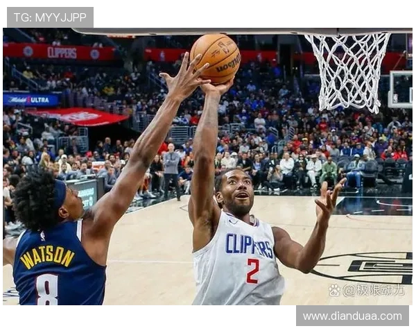 火箭队与快船队激战正酣精彩比赛360度直播全程回放与分析 火箭队与快船队激战正酣精彩比赛360度直播全程回放与分析