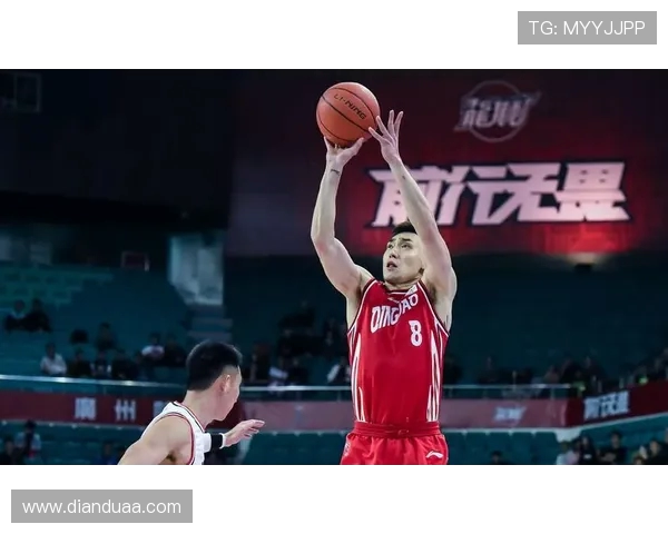 赵泰隆：从篮球新星到职业生涯转折的传奇之路探秘