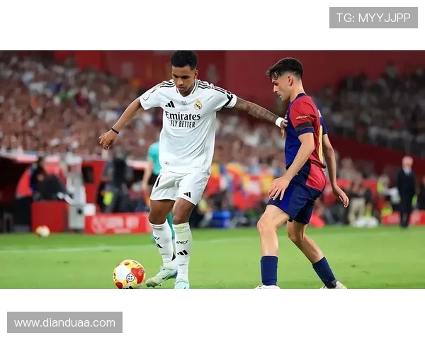 阿森纳与切尔西激战正酣比分揭晓引发球迷热议 阿森纳与切尔西激战正酣比分揭晓引发球迷热议