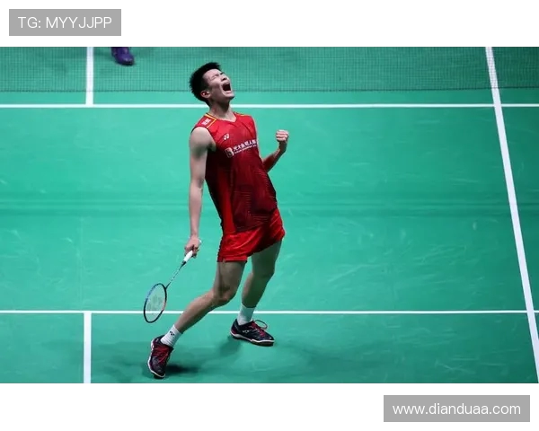 杨伟专访:从青涩少年到羽毛球传奇的成长之路回顾 杨伟专访:从青涩少年到羽毛球传奇的成长之路回顾