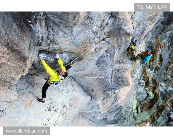 深圳攀岩队的阵地战体系与攀岩战术的深度解析与实践探讨