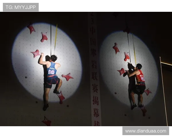 南京滑板队在攀岩联赛中的默契配合与精彩表现分析 南京滑板队在攀岩联赛中的默契配合与精彩表现分析