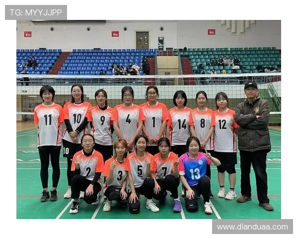 成都排球队的团队协作与战术配合研究分析